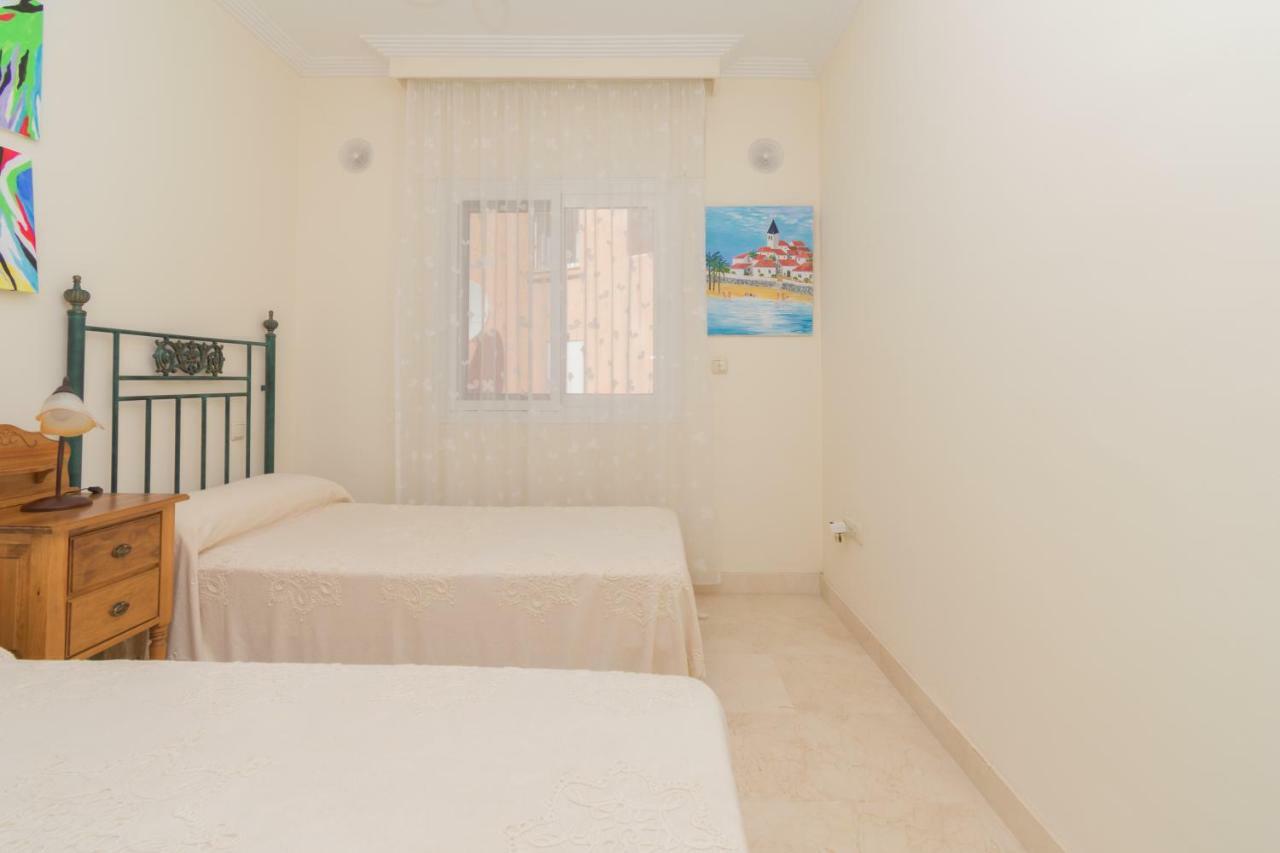 Urb Playa Azul 24 Semesterbostad
